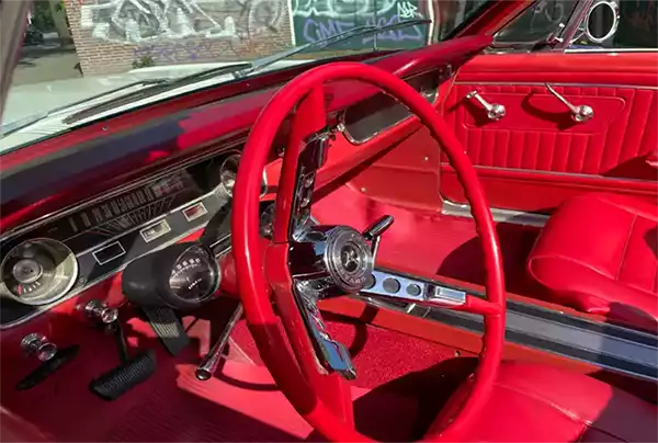 Ford Mustang 289 Cabrio voorin